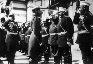Николай II посещает войска, направляющиеся на фронт в период русско-японской войны в Полтаве, Орле, Кременчуге. 1904